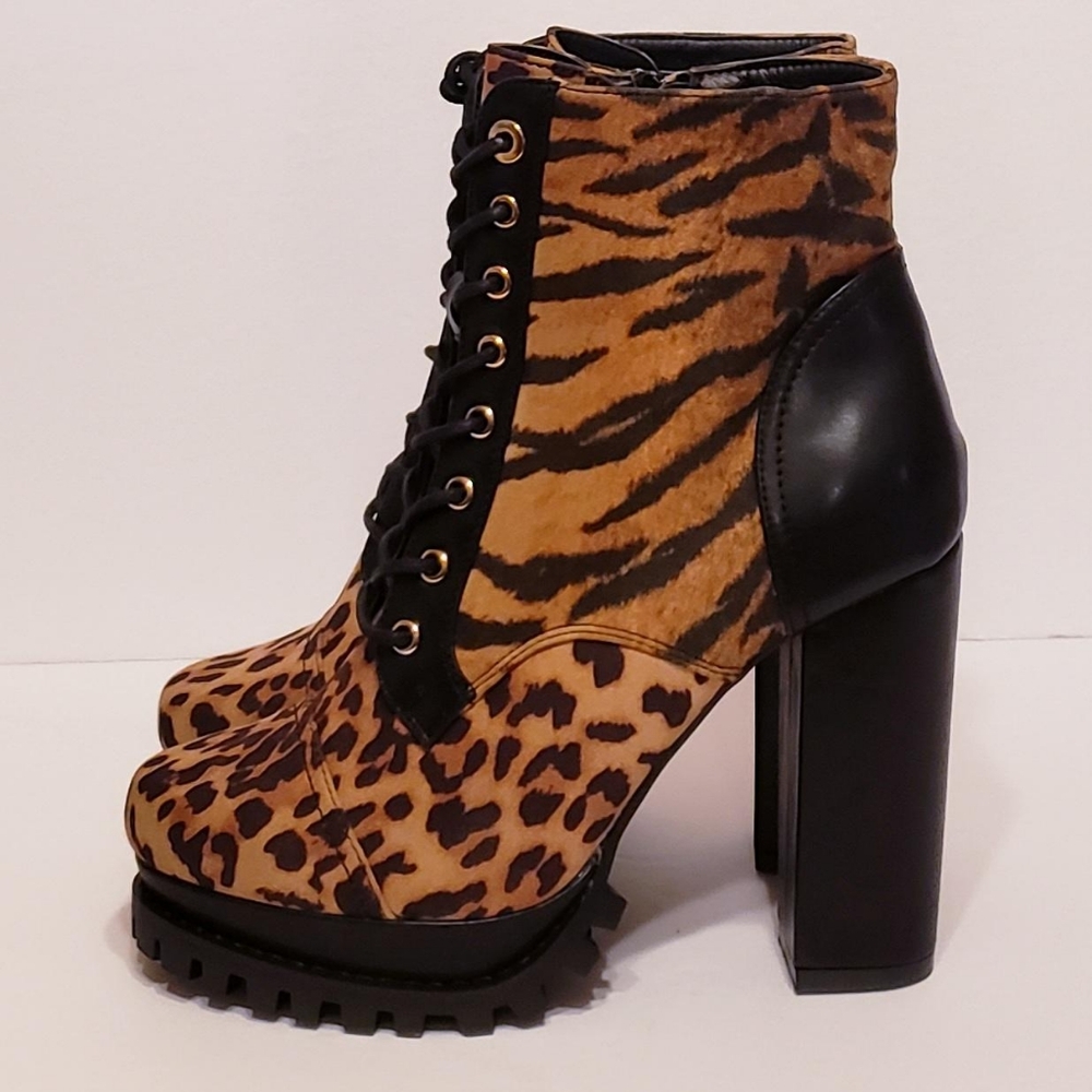 Leopard Chunky Heel Ankle Boots - Picture 3 of 9
